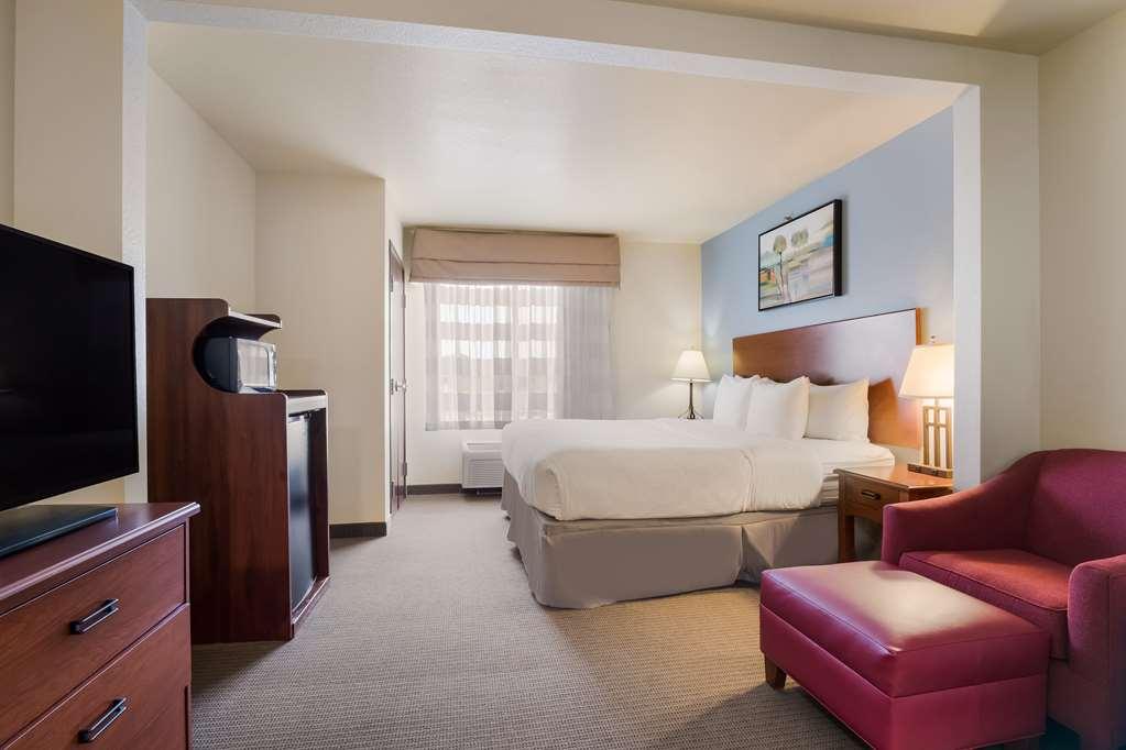 Best Western Coffeyville Central Business District Inn And Suites Room photo